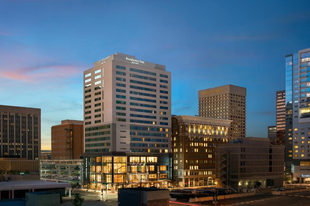 Residence Inn by Marriott Phoenix Downtown Main image 1